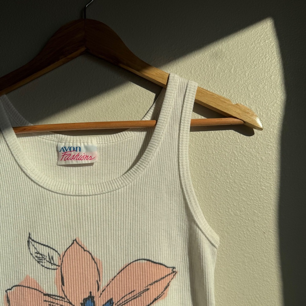 Vintage Avon Fashions Single-stitch Flower Print Cropped Ribbed Tank - Picture 7 of 7